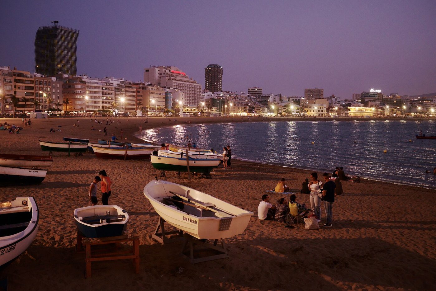 グラン・カナリア島ラス・パルマスのラス・カンテラス海岸 / Las Canteras beach in Las Palmas de Gran Canaria